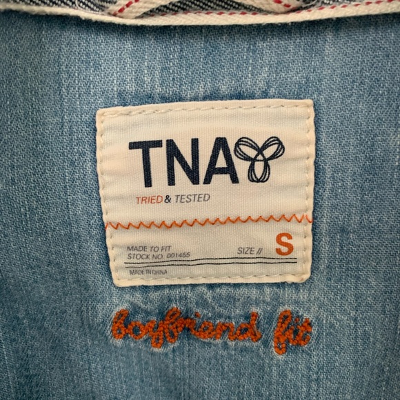 TNA chambray shirt - Picture 3 of 3